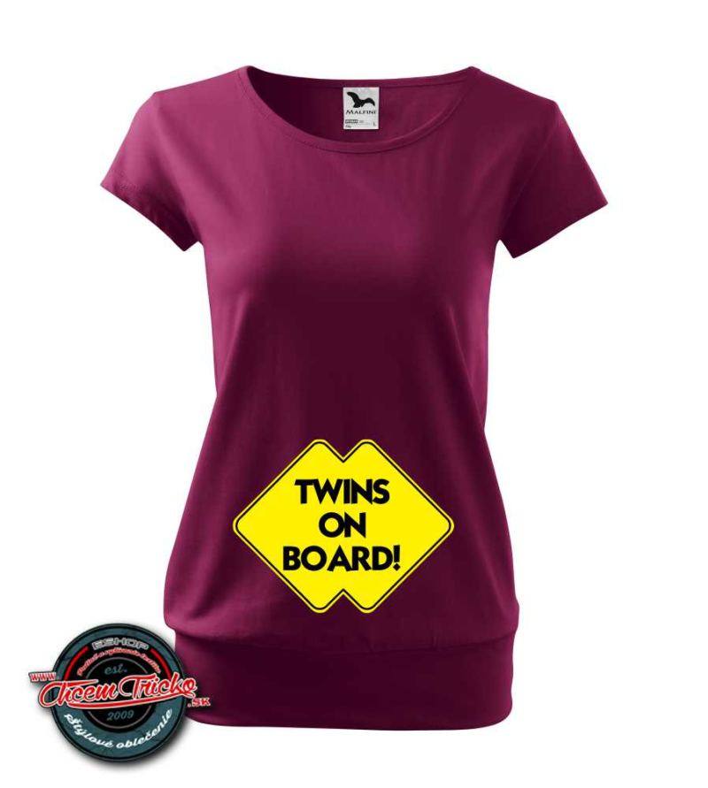 Tehotenské tričko s nápisom Twins on board