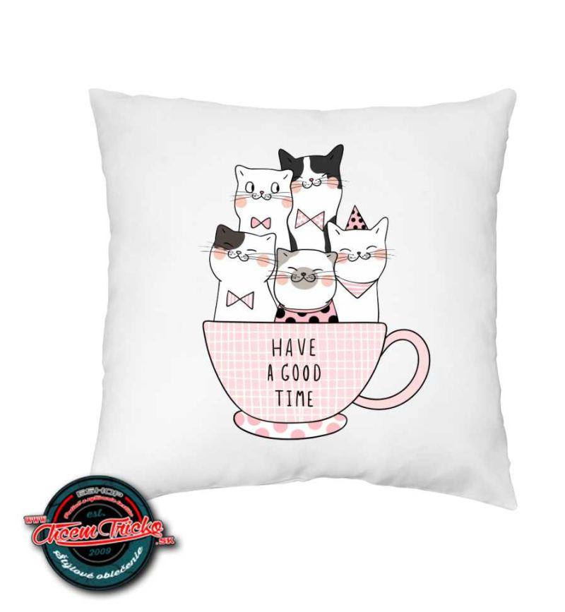 Saténový vankúš Cats